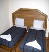 Mercara Inn Hotel Madikeri Exteriör bild